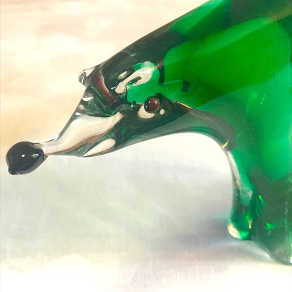 Authentic Murano Polar Bear with Gold Inlay - Picture 3 of 8